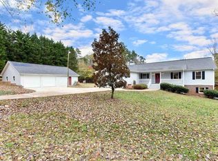 3976 Honeysuckle Rd, Gainesville, GA 30506