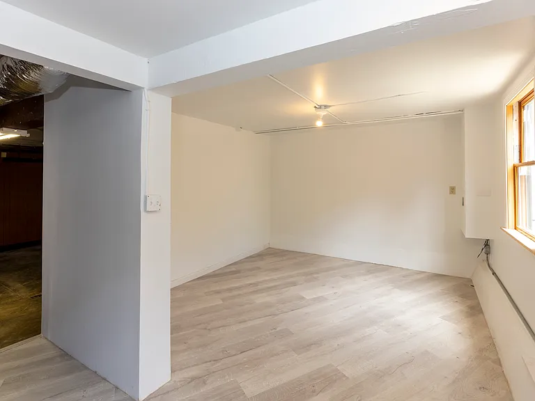 3501 Jennings St — Photo 35
