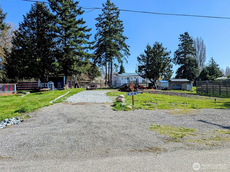 1st image of 646 Largaud Drive