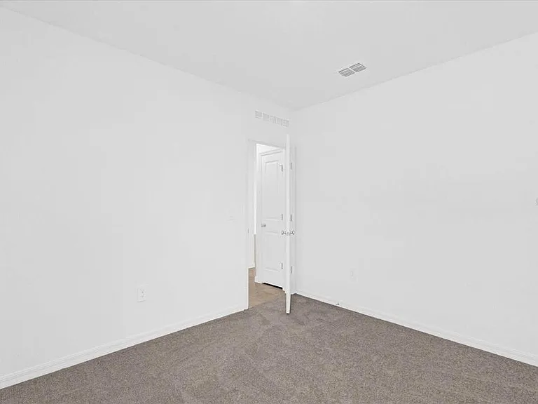 5647 Nispero Way — Photo 16