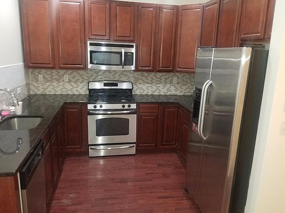 3rd image of 651 N 11th Street # Fl 1ST