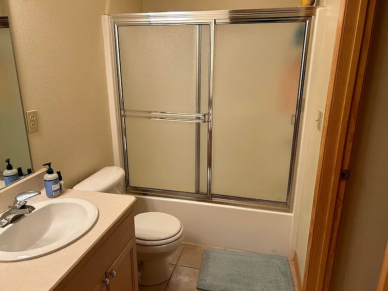 704 Stoner Loop — Photo 16