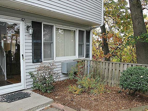 2nd image of 2 Fera St APT 110
