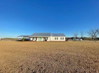 7527 S County Road 9, Hartford, AL 36344