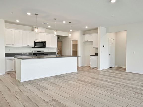 4th image of 41308 Vintner Ct