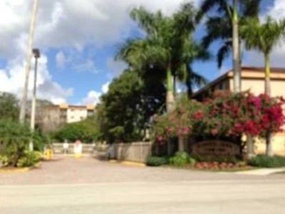 15241 SW 80th St APT 205, Miami, FL, 33193
