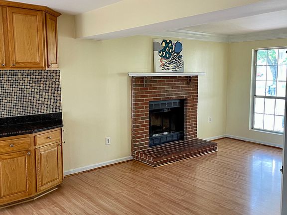 4th image of 5947 Plumwood Ln