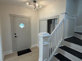 204 Pine St, Roselle, NJ 07203