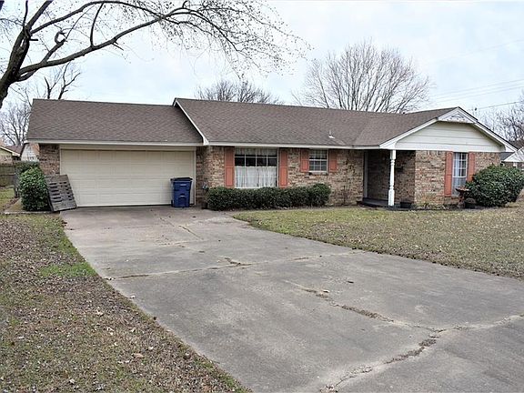 2nd image of 437 Gibson Dr