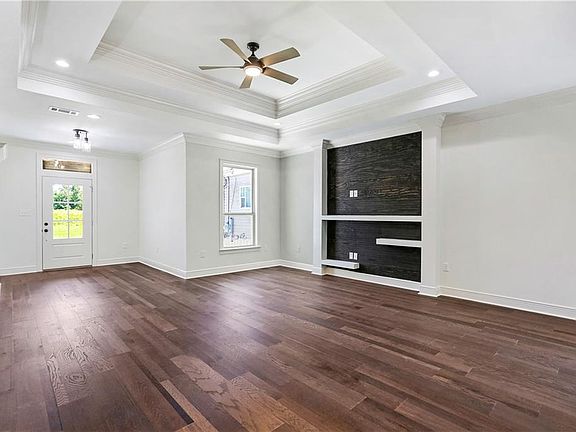 3rd image of 5618 Peoples Ave