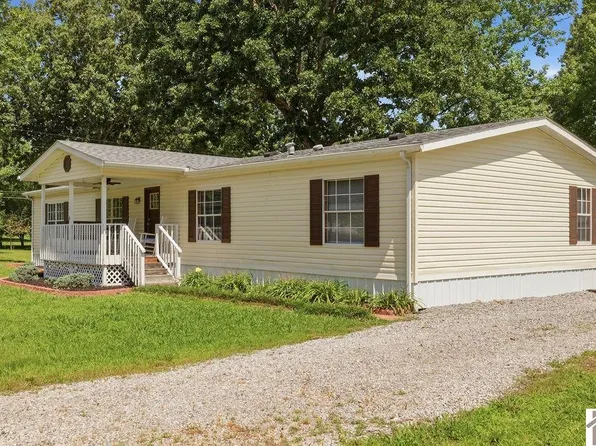 18 Kenwood Dr, Murray, KY 42071