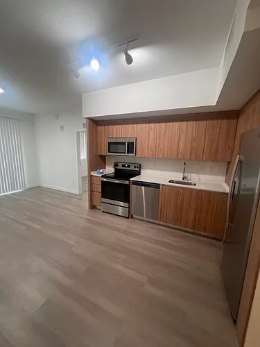 539 NW 159th St #103 Photo 1