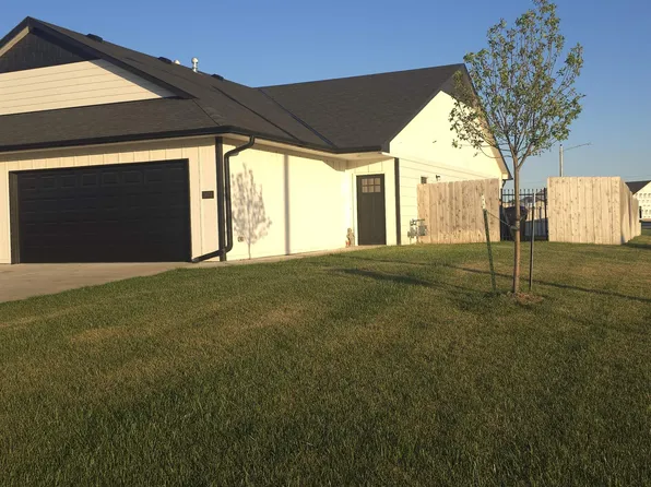 3631 W 45th St S, Wichita, KS 67217