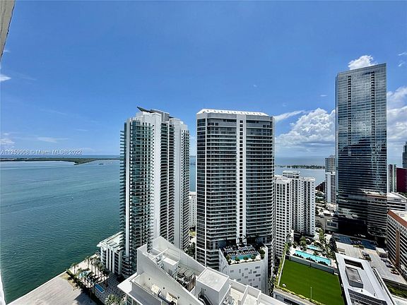 3rd image of 1200 Brickell Bay Dr Penthouse 4317