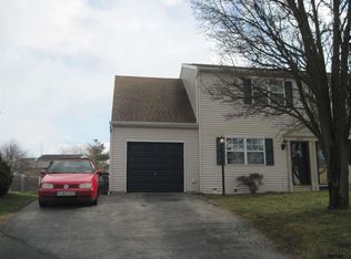 1614 Blue Jay Dr, Dover, PA 17315