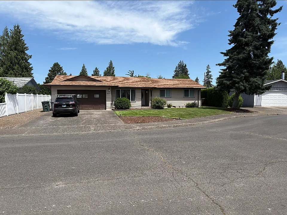 Kephart Ct NE
