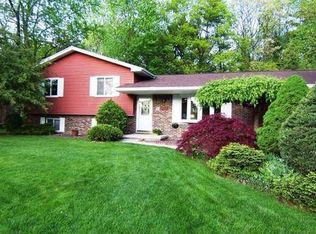 1100 Laurie Ln E, Saginaw, MI 48609