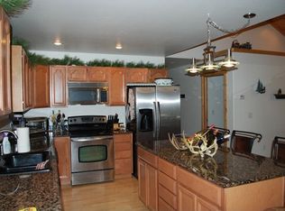 1022 Kings Row Rd, Bonners Ferry, ID 83805