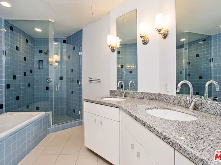 1100 Wilshire Blvd #2006 — Photo 14