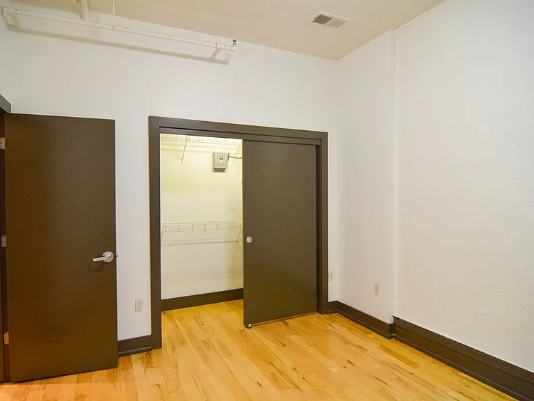 Bloc 12 Apartments — Photo 20