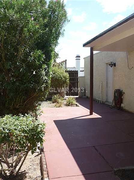 Court Yard/Patio