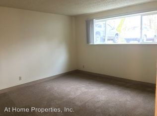 824 SW Grove St APT 5, Corvallis, OR 97333