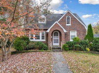 325 E 8th St, Cookeville, TN 38501