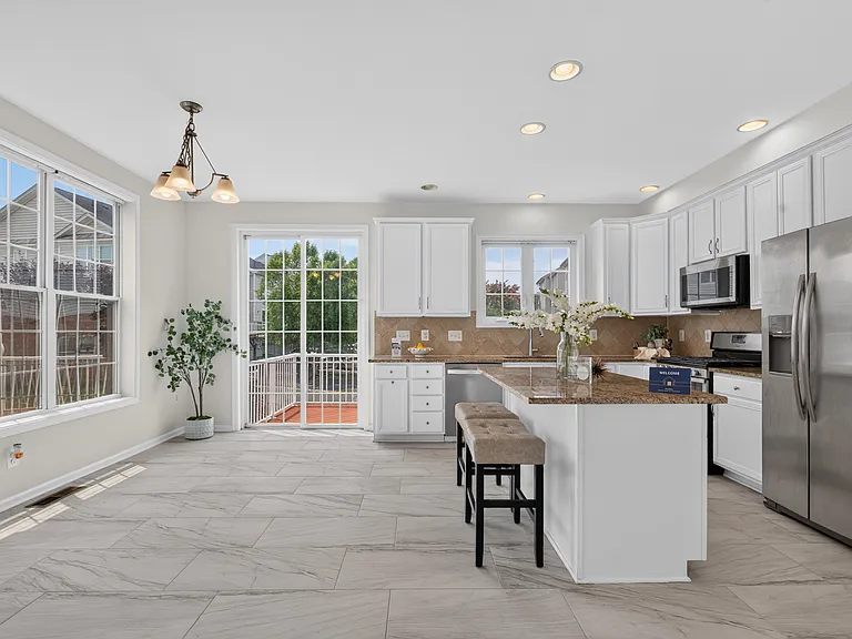 23149 Flora Mure Dr — Photo 18