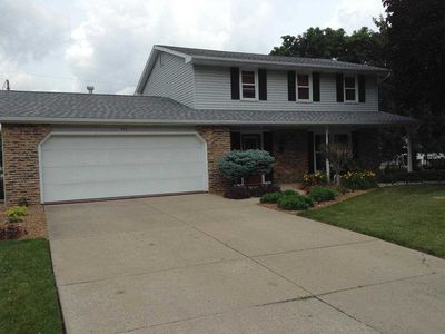 902 Springhill Dr, Angola, IN, 46703