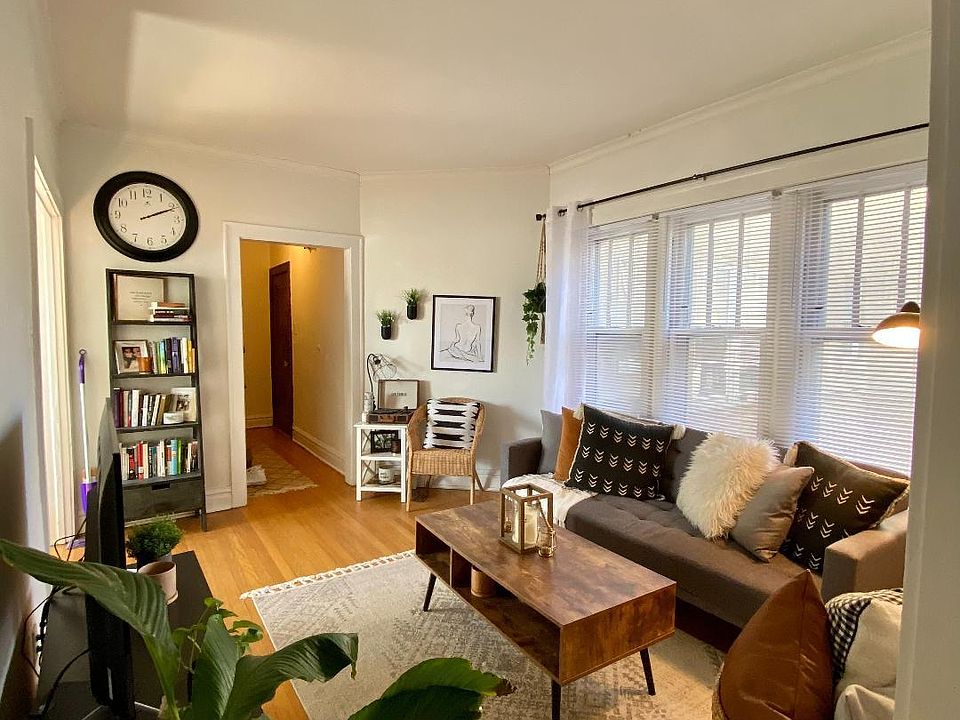 1st image of 4534 1/2 N Wolcott Ave #1B