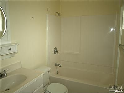 2nd image of 1407 West Ave