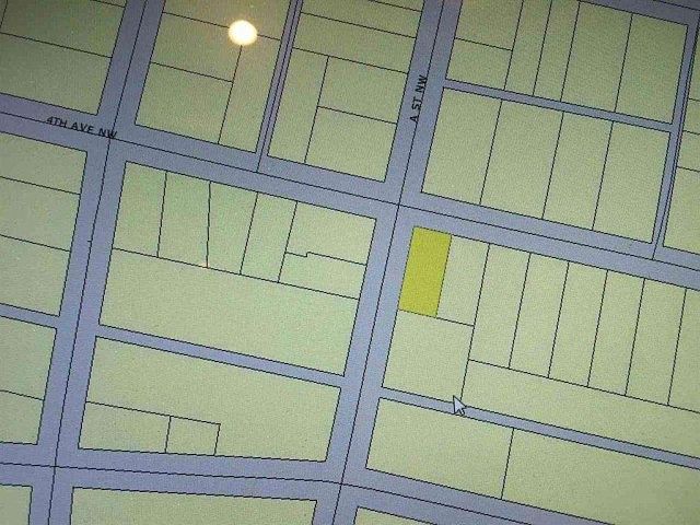 2nd image of 30 4th Ave NW