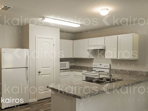 5th image of 20 Ryall Ln