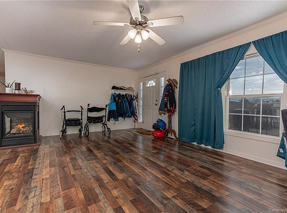 4th image of 85 Dena Nix Ln