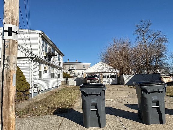 2nd image of 139 Dante St