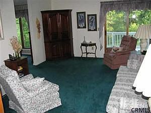 5th image of 9 Crowsnest Ct