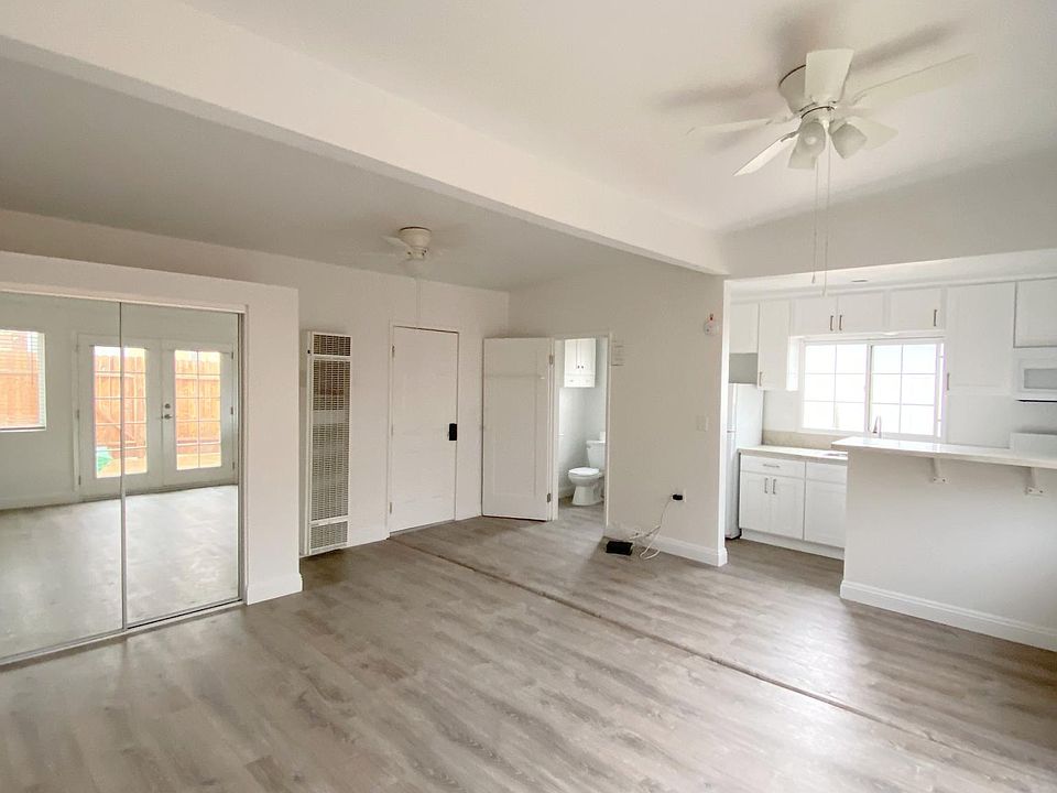 1st image of 1229 Acacia Ave #A
