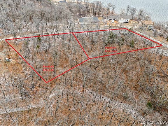 4th image of Eagle Crest Dr