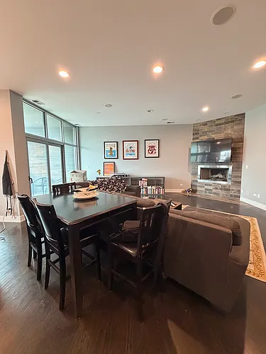 815 N Ashland Ave #3N Photo 1