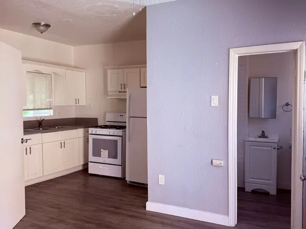 1033 Hoffman Ave in Long Beach