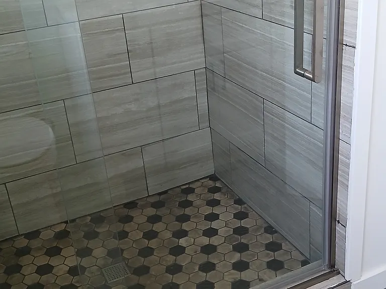 15 Carmel Dr — Photo 6