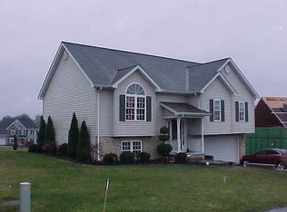 131 Farrell Cir, Princeton, WV 24739