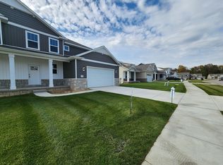 227 Barnsley Dr, Howell, MI 48843