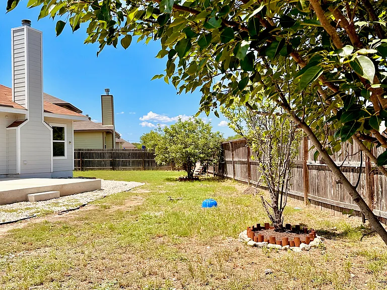 6501 Charles Fld — Photo 27