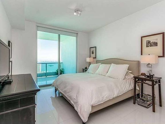 5th image of 900 NE Biscayne Blvd #2510