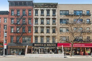 635 Ninth Avenue in Hell&#39;s Kitchen