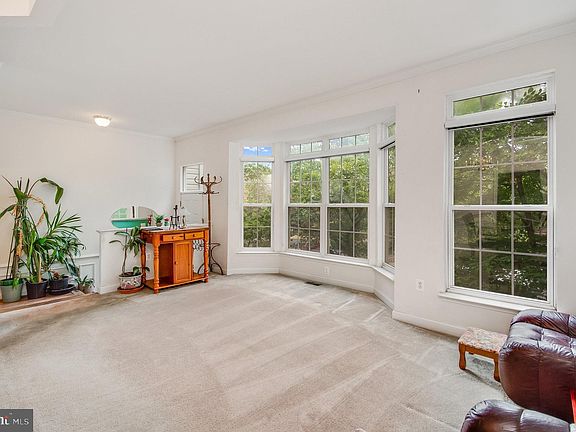 4th image of 6324 Franconia Commons Dr
