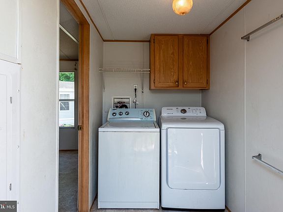 4th image of 108 S Dayflower Ct #57
