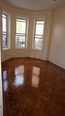 Rented by Citi Nest Group LLC | media 32