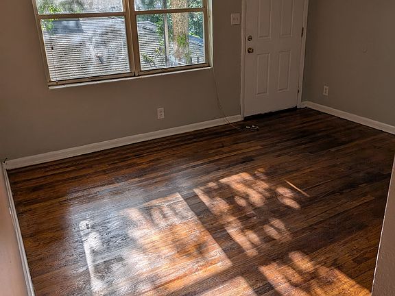 5th image of 1510 W 27th St